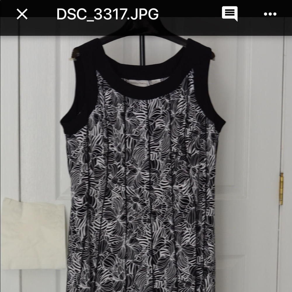 Women’s printed dress. (Brand New/ Sample)
